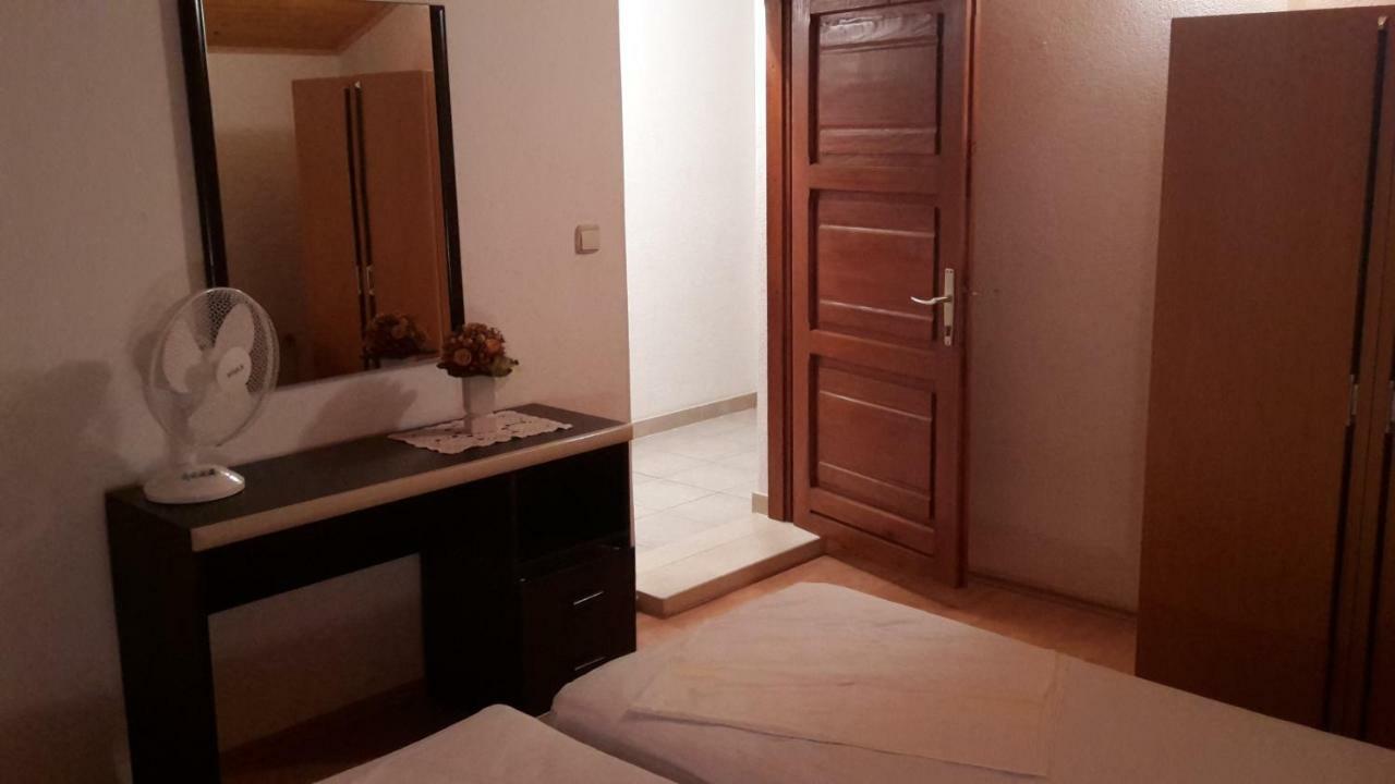 As Brela Hotel Ngoại thất bức ảnh